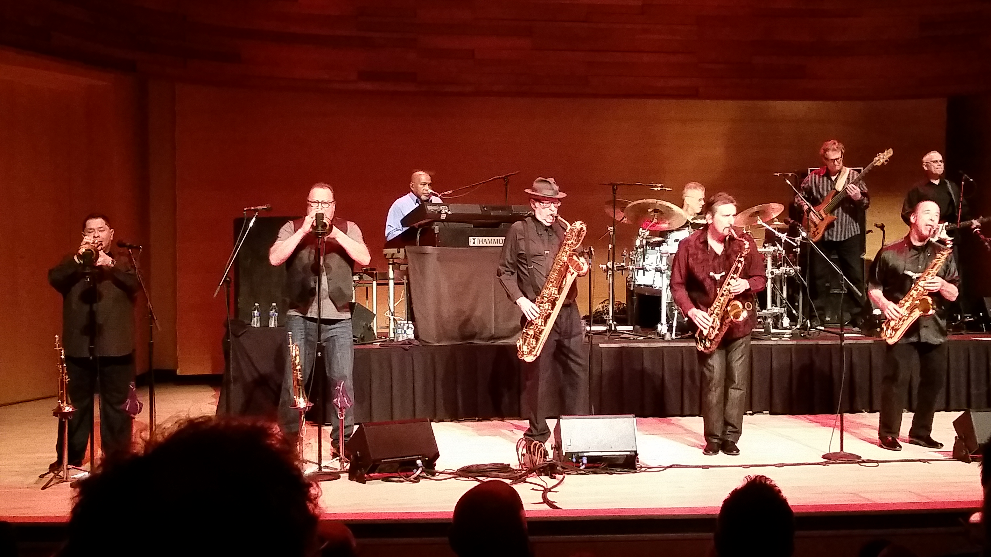 TowerOfPower2017-12-11EarlyMusicalInstrumentMuseumScottsdaleAZ (3).jpg